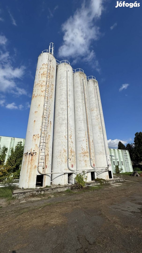 Vas Tartály, tüzivíz tározó, Gabona Siló