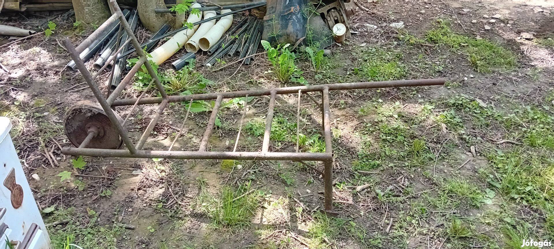 Vas talicska trógli tragacs taliga Dekoráció Virágtartó