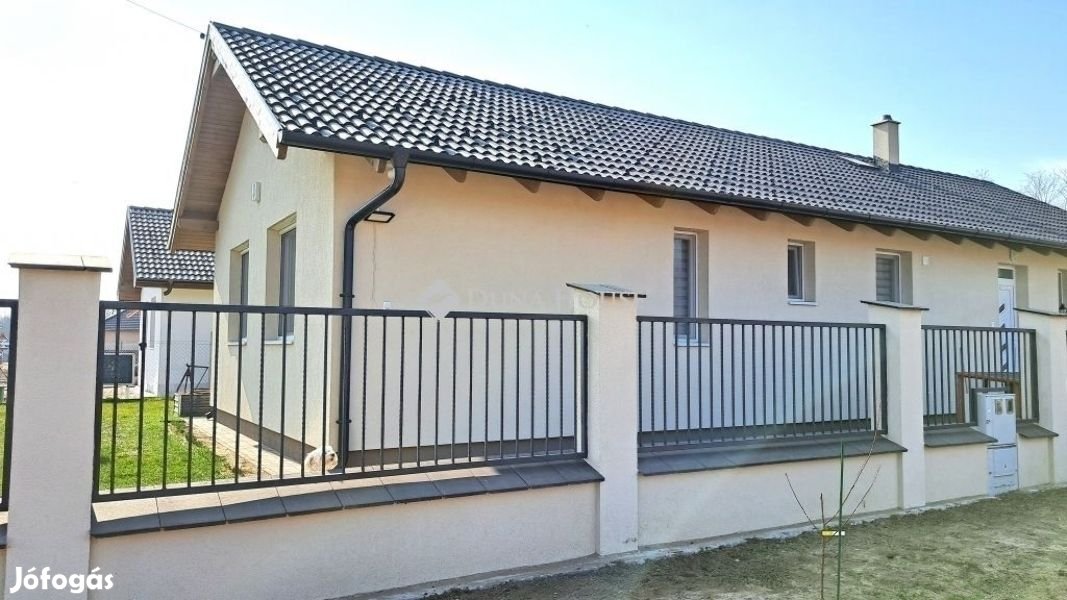 Vasadi eladó 108 nm-es ház