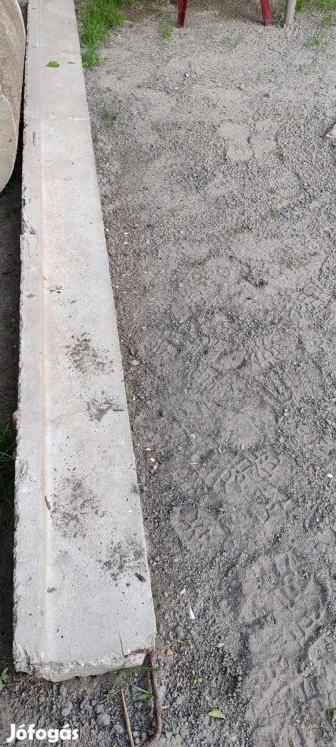 Vasbeton gerenda eladó