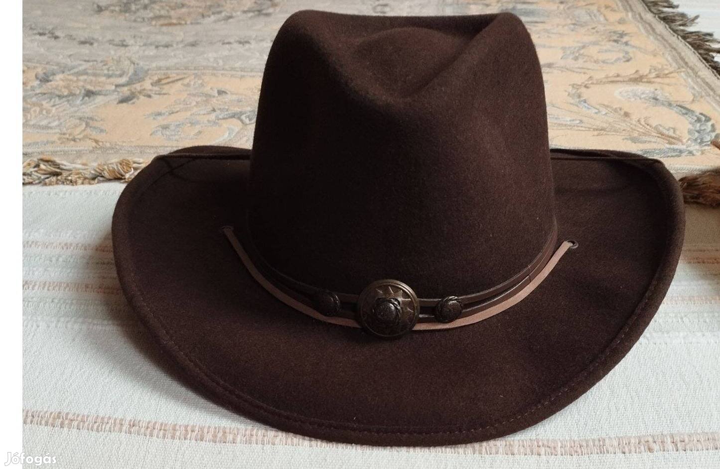 Vastag anyagú téli cowboy kalap, jó állapotban