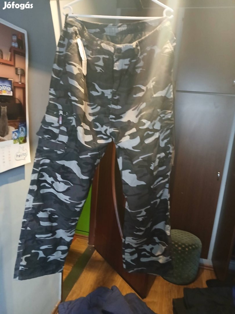 Vastag nagyméretű nadrág