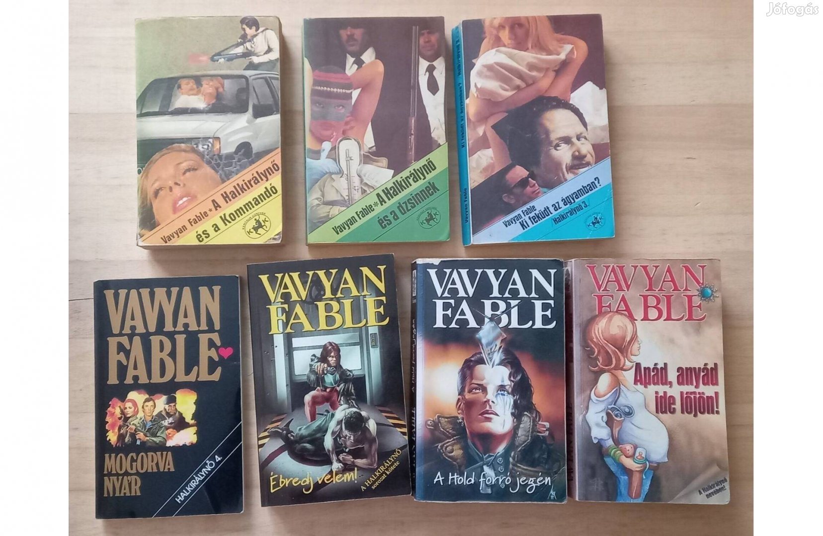 Vavyan Fable könyvek: Halkirálynő sorozat