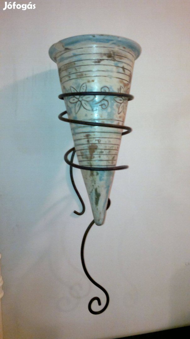 Váza falikonzollal festett kerámia fali váza