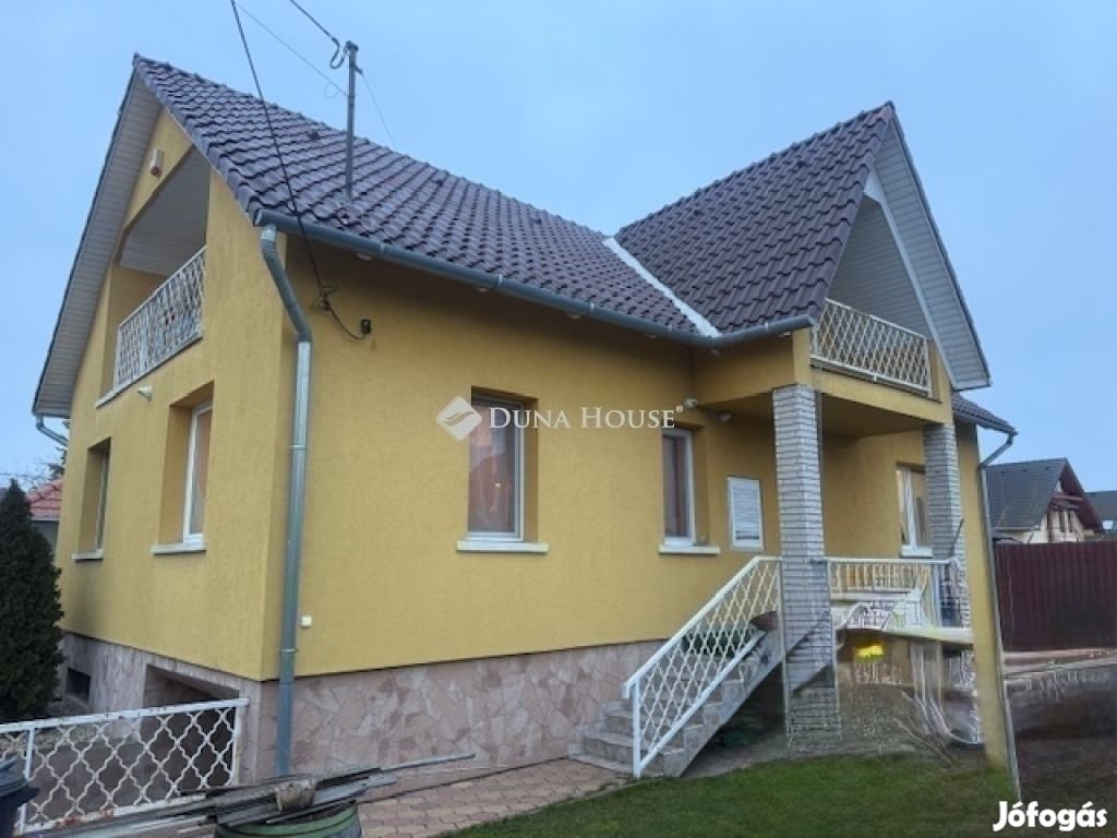 Vecsési eladó 143 nm-es ház