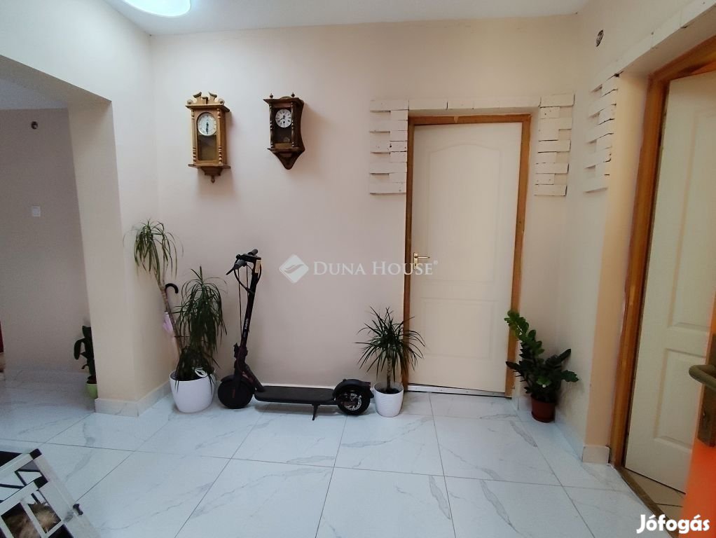 Vecsési eladó 81 nm-es ház