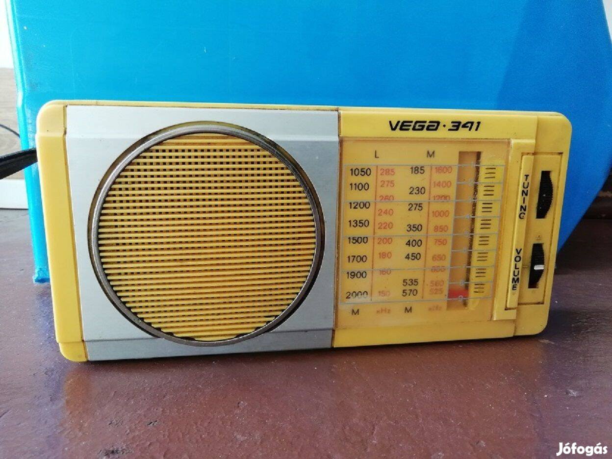 Vega 341 régi orosz retro kisrádió rádió