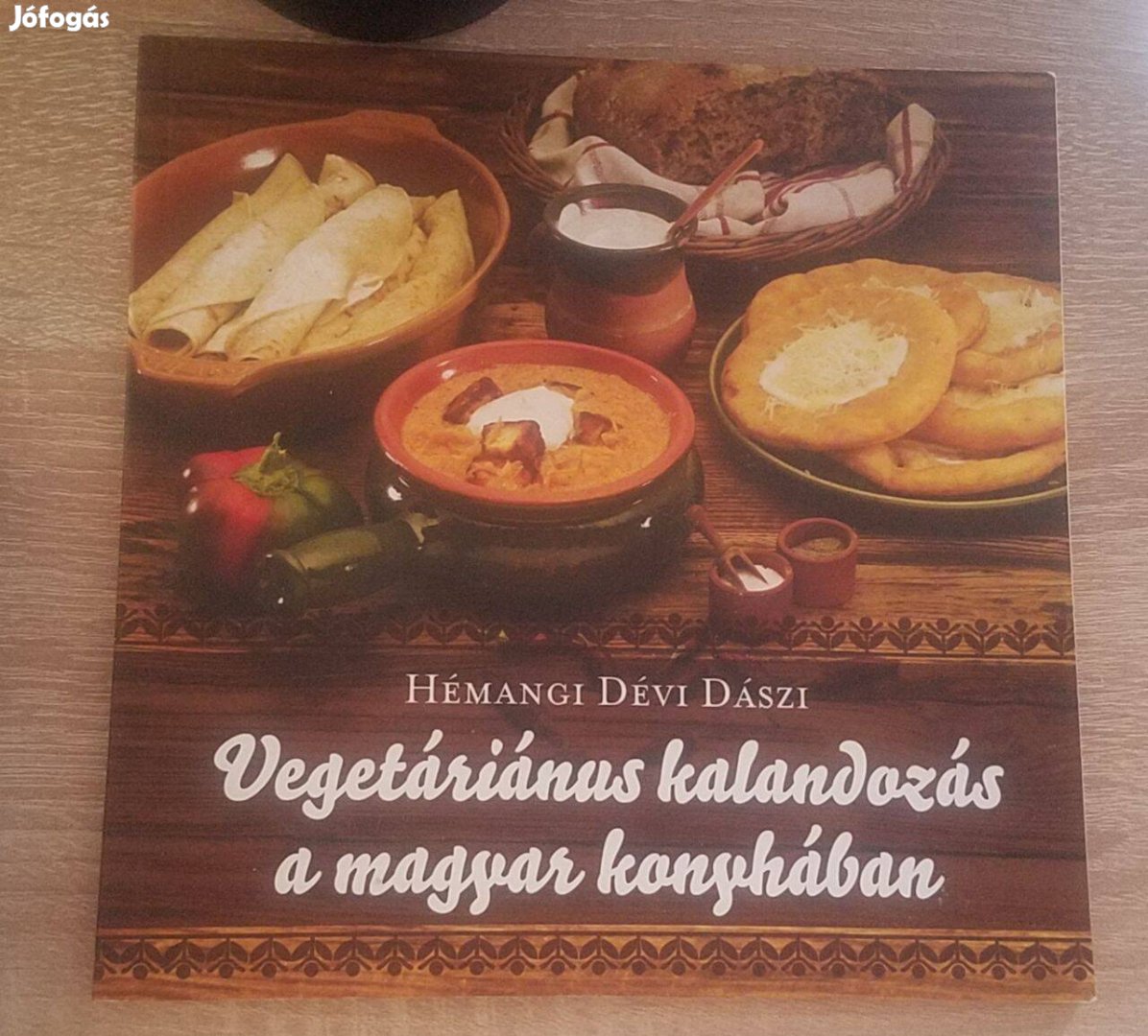 Vegetáriánus kalandozás a magyar konyhában szuper könyv, újszer