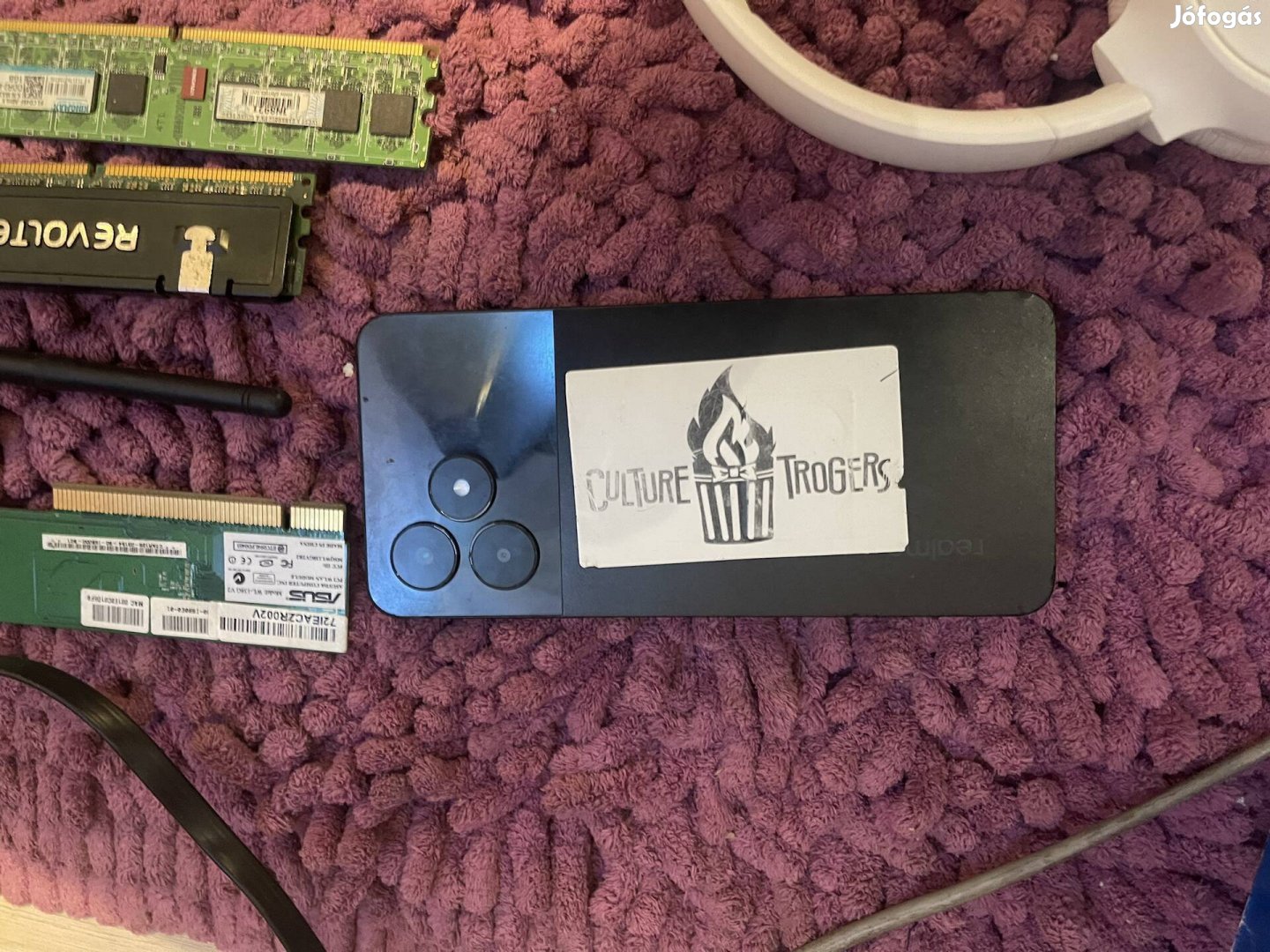 Vegyes dolgok eladó vagy csere