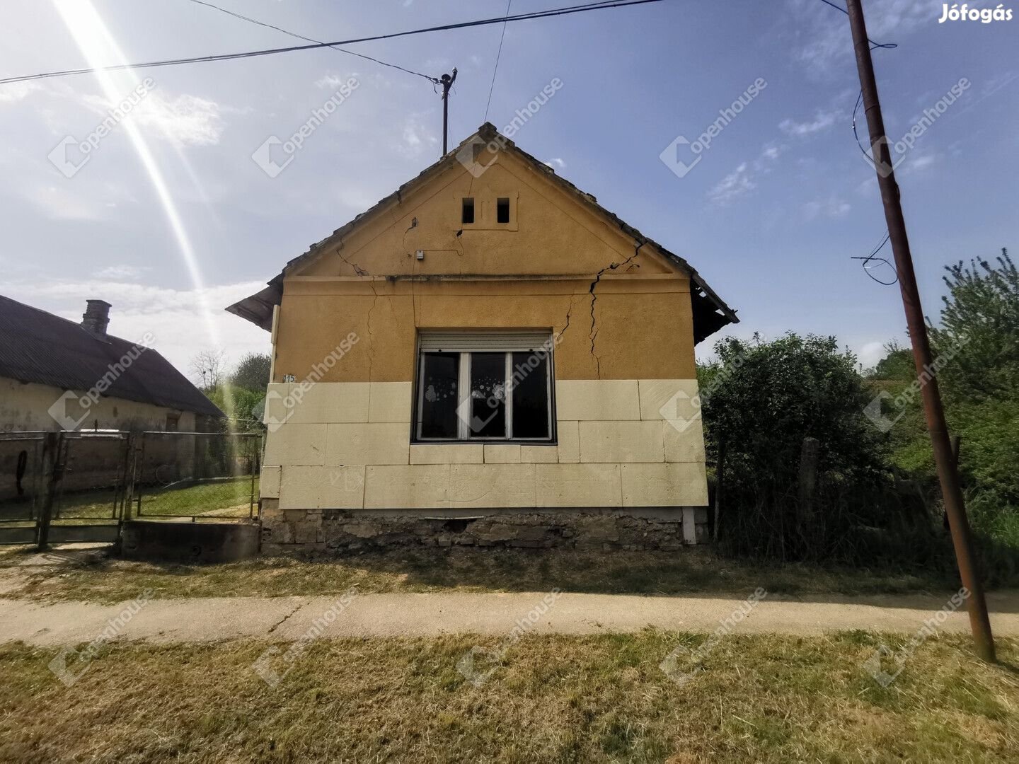 Vegyes falazatú családi ház eladó Bánokszentgyörgyön!