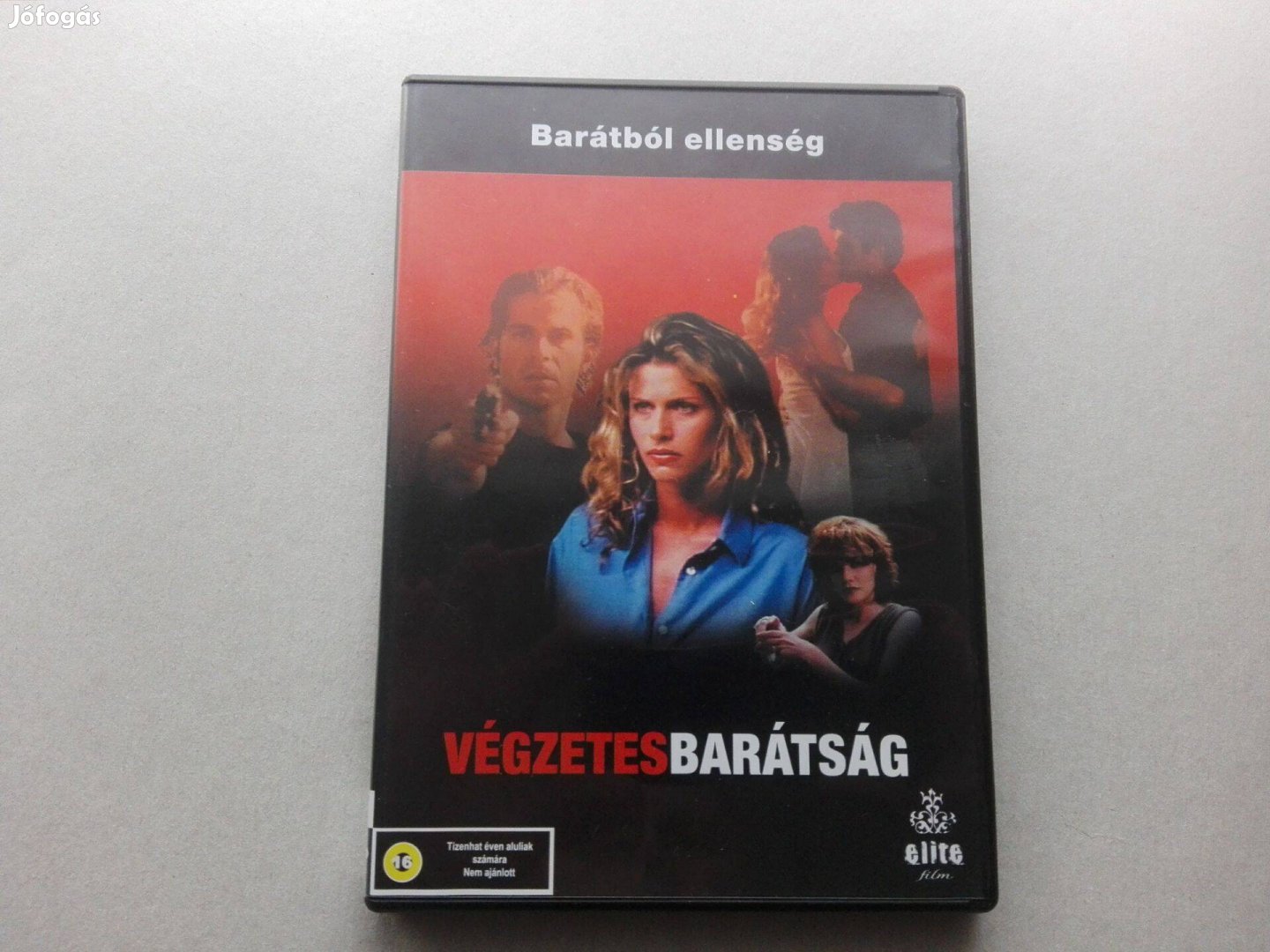 Végzetes barátság című új, eredeti DVD film magyareladó !