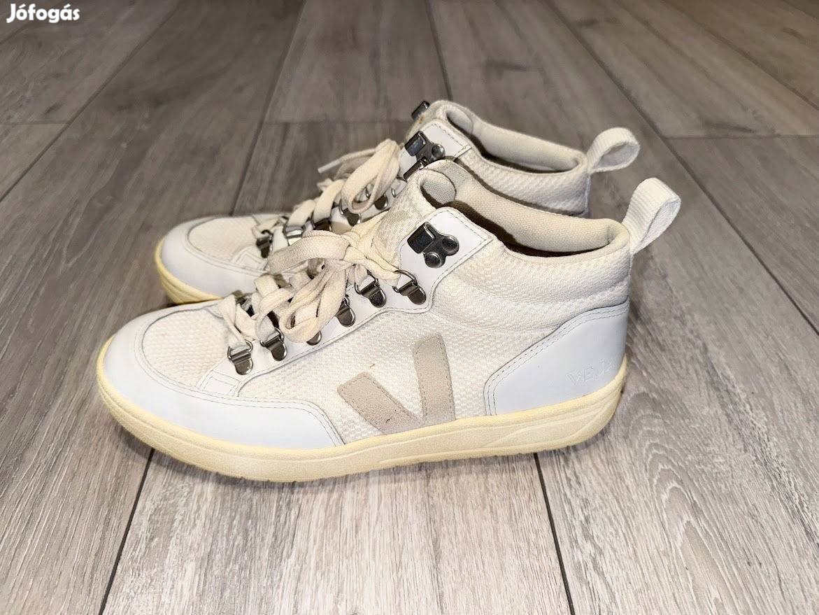 Veja Roraima sportos félcipő 39 -es