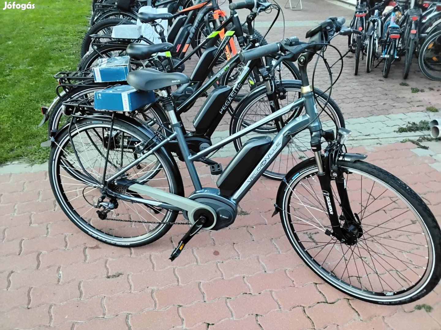 Velo De Ville Bosch 28-as elektromos kerékpár e bike