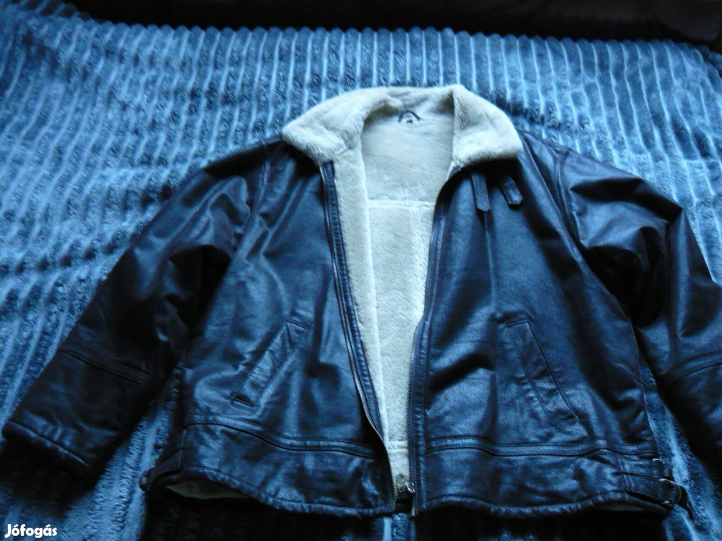 Velúr bélelt téli kabát