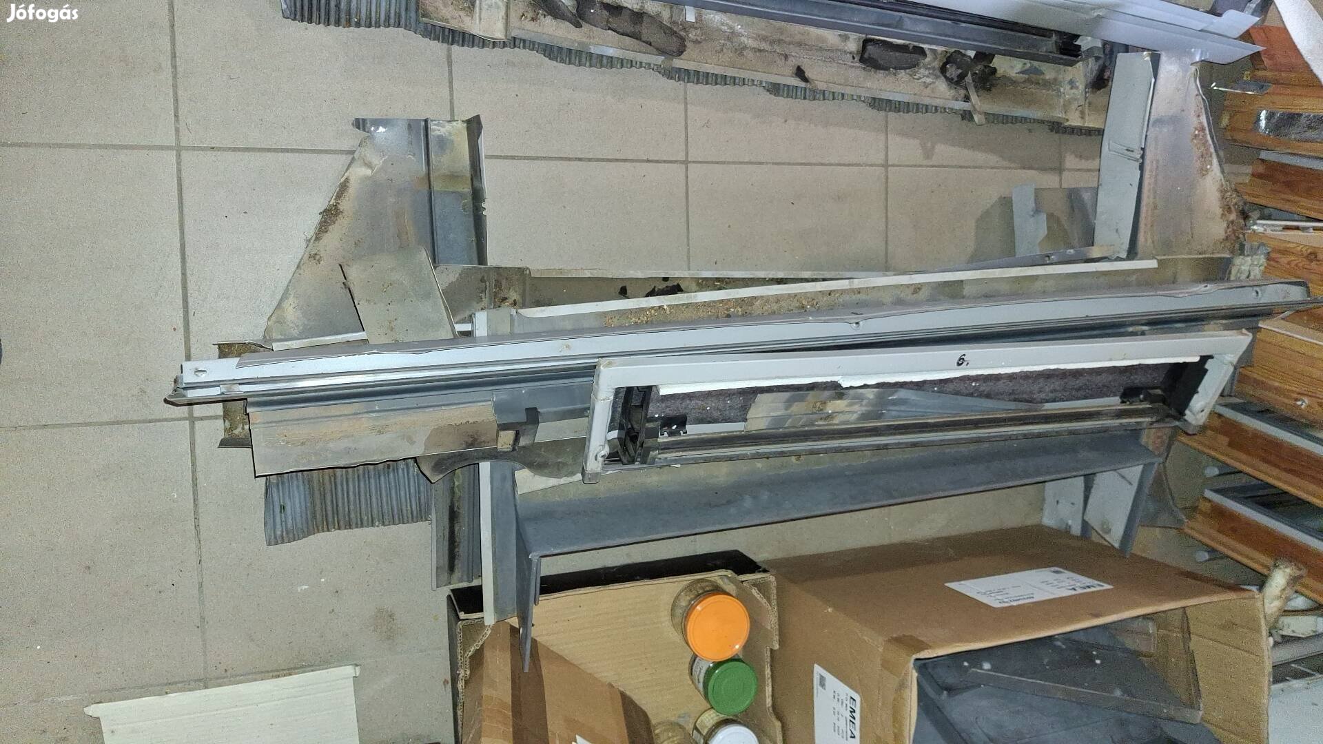 Velux ablakok 2db 78x118 és 3db 78x140 egyben