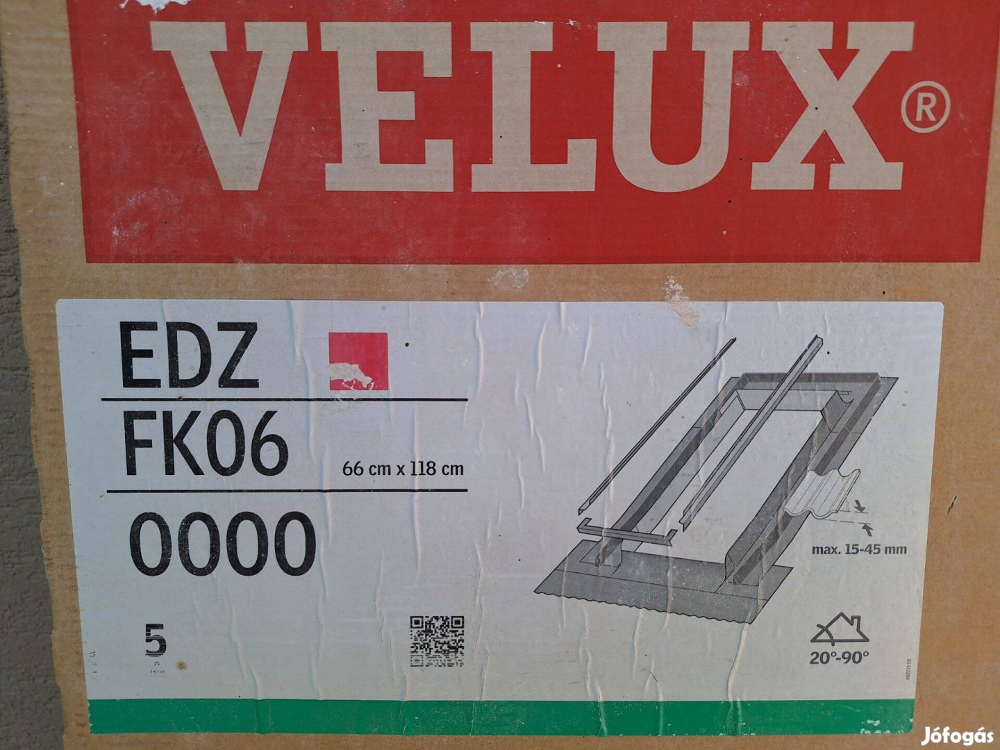 Velux beépíthető készlet profilos tetőfedő anyaghoz 66*118cm
