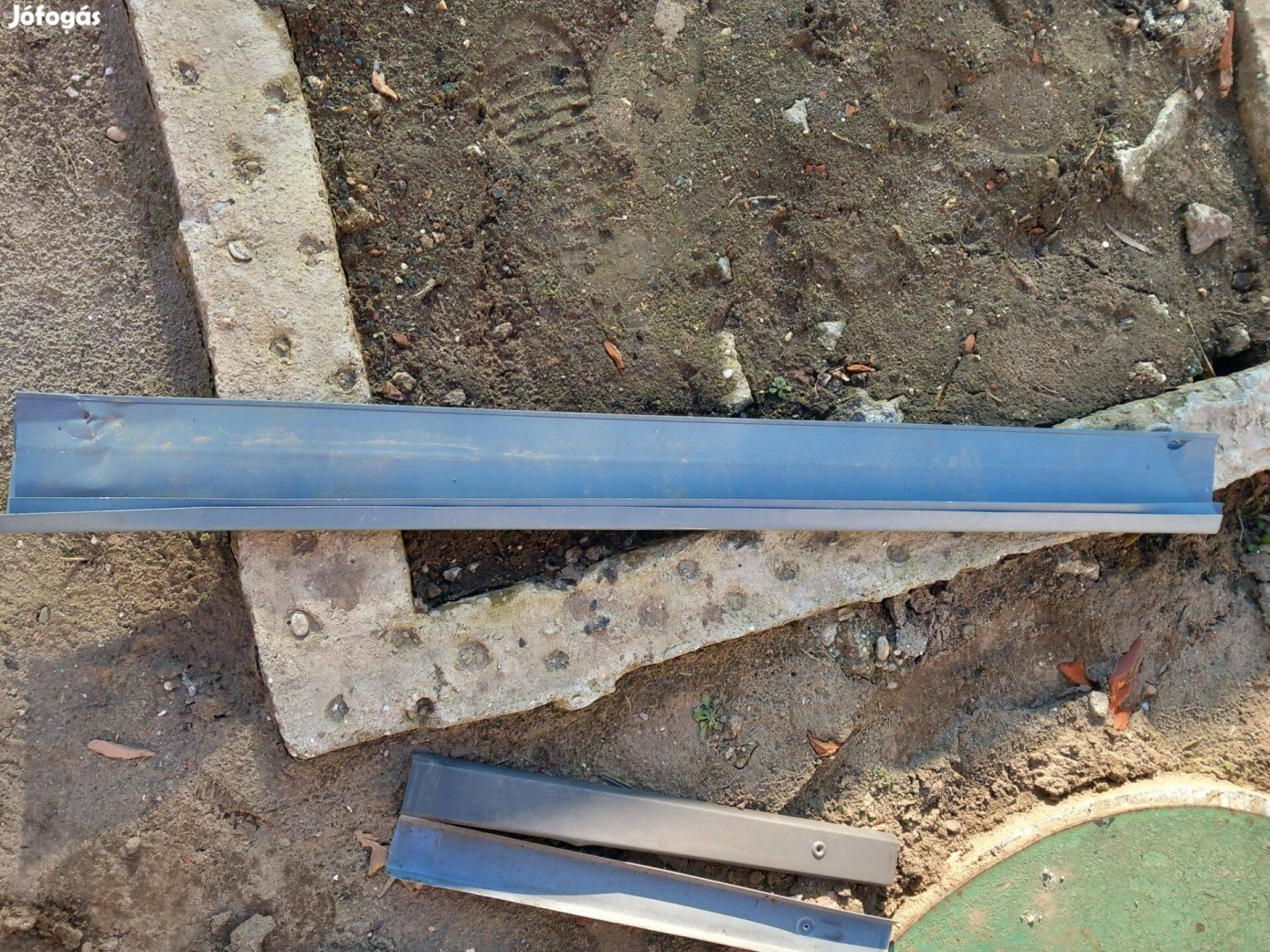 Velux oldalsó fém burkoló elem 2 db 107cm