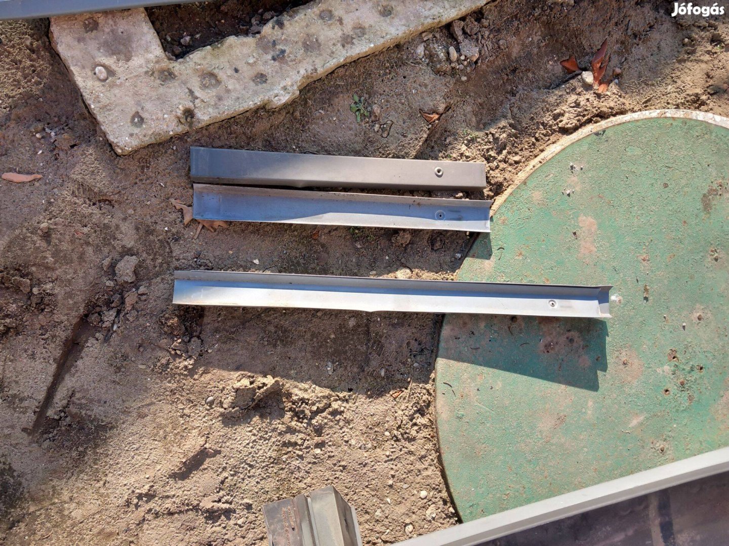 Velux oldalsó fém burkoló elem párba két méret