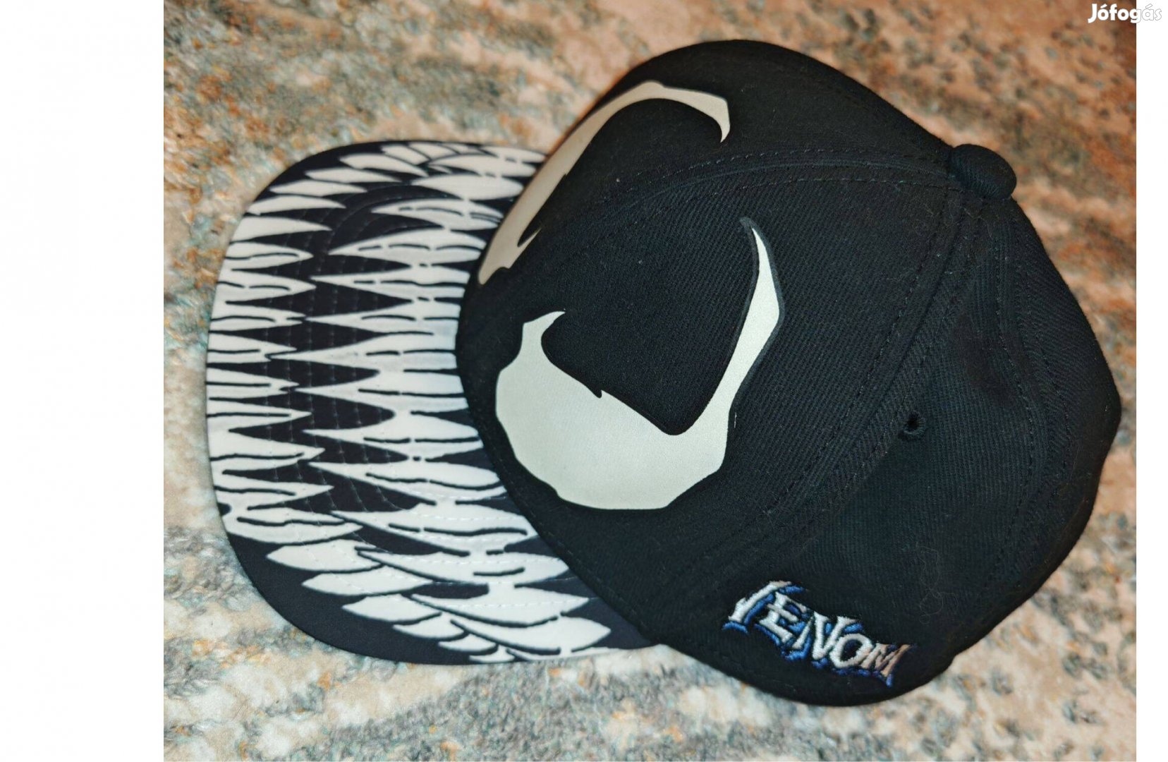 Venom Marvel snapback sapka