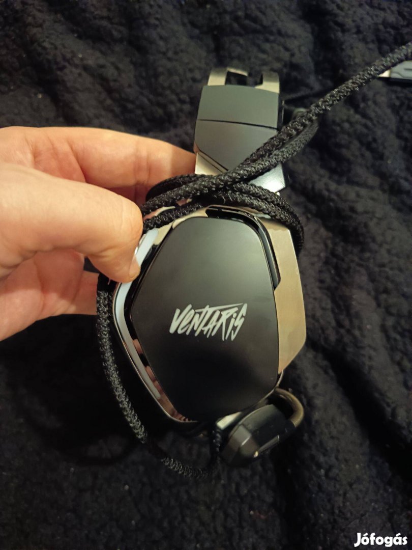 Ventaris H900 RGB 7.1 fekete-ezüst gamer headset
