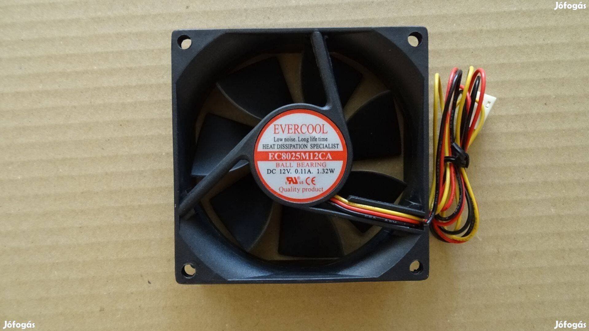 Ventilátor 80x80x25mm, 12V DC 3 pin