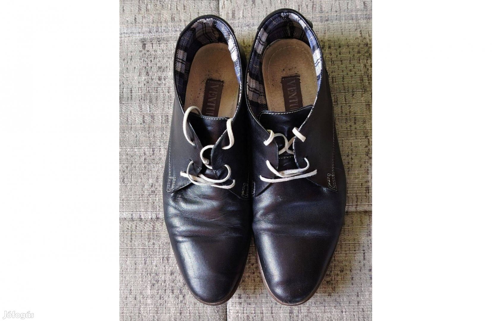 Venturini férfi magasított bőrcipő 42-es fekete