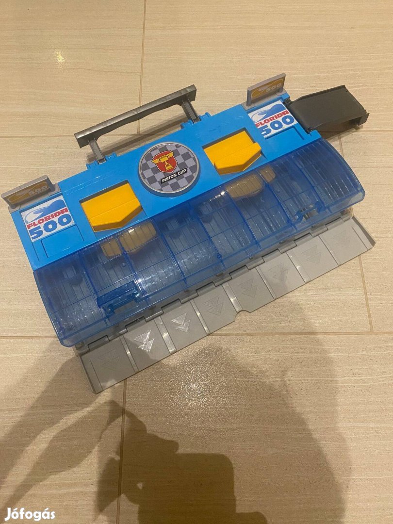 Verdák autótároló és kilövő