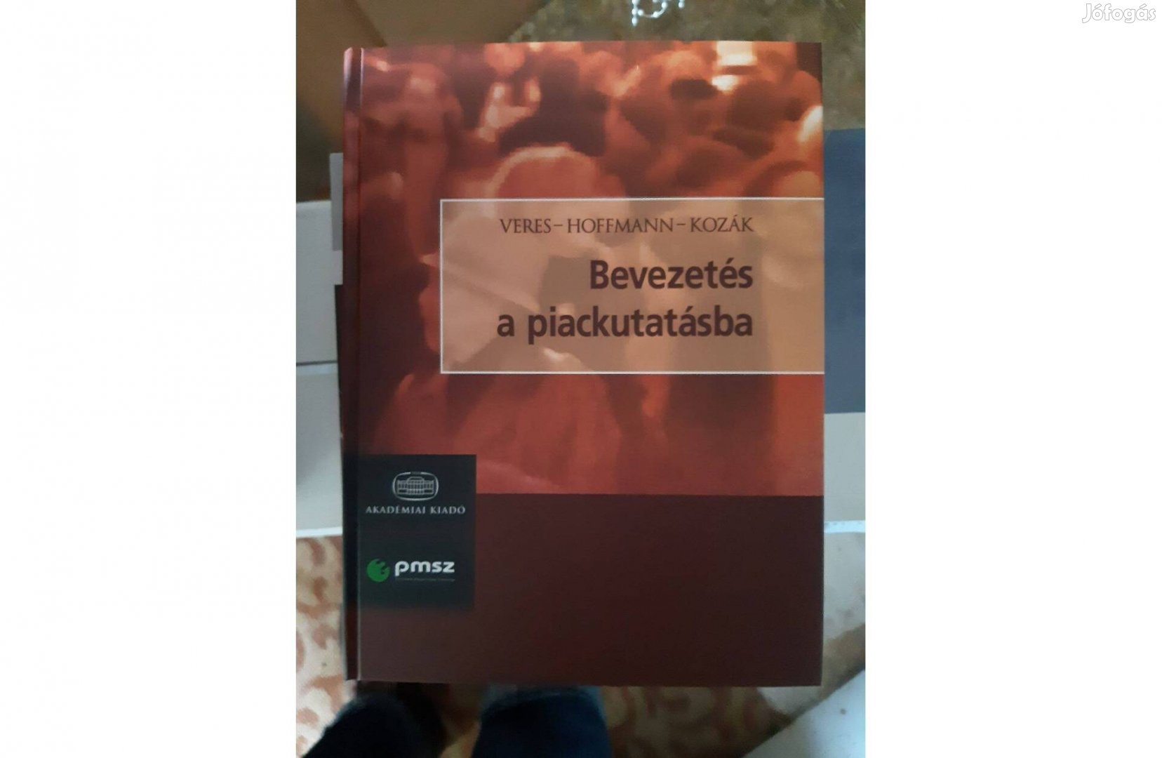 Veres: Bevezetés a piackutatásba Újszerű