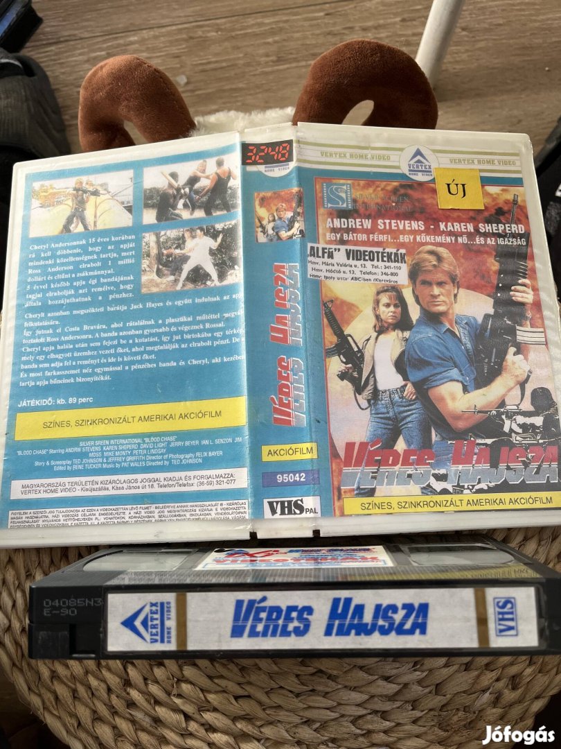 Véres hajsza vhs m