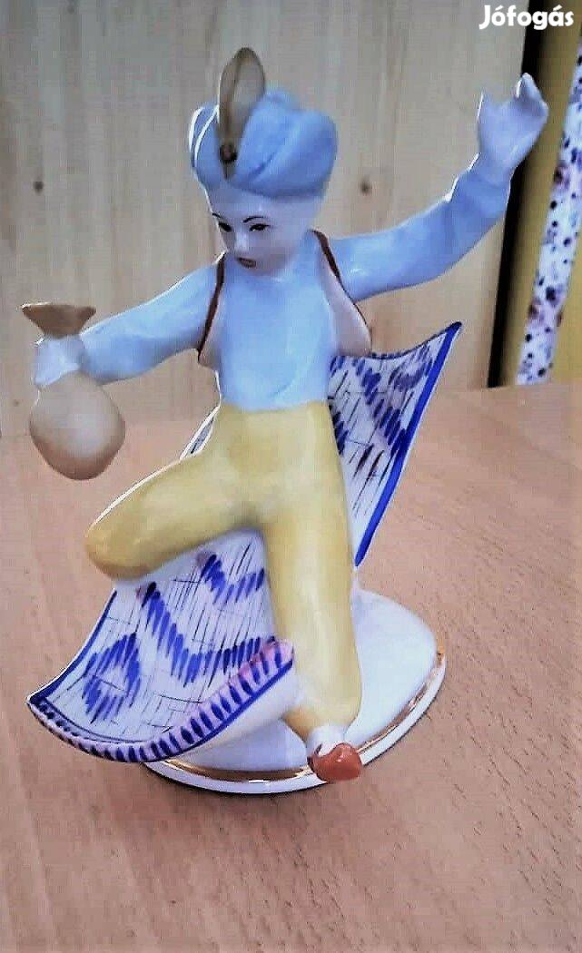 Veress Miklós tervezte Hollóházi porcelán Aladdin