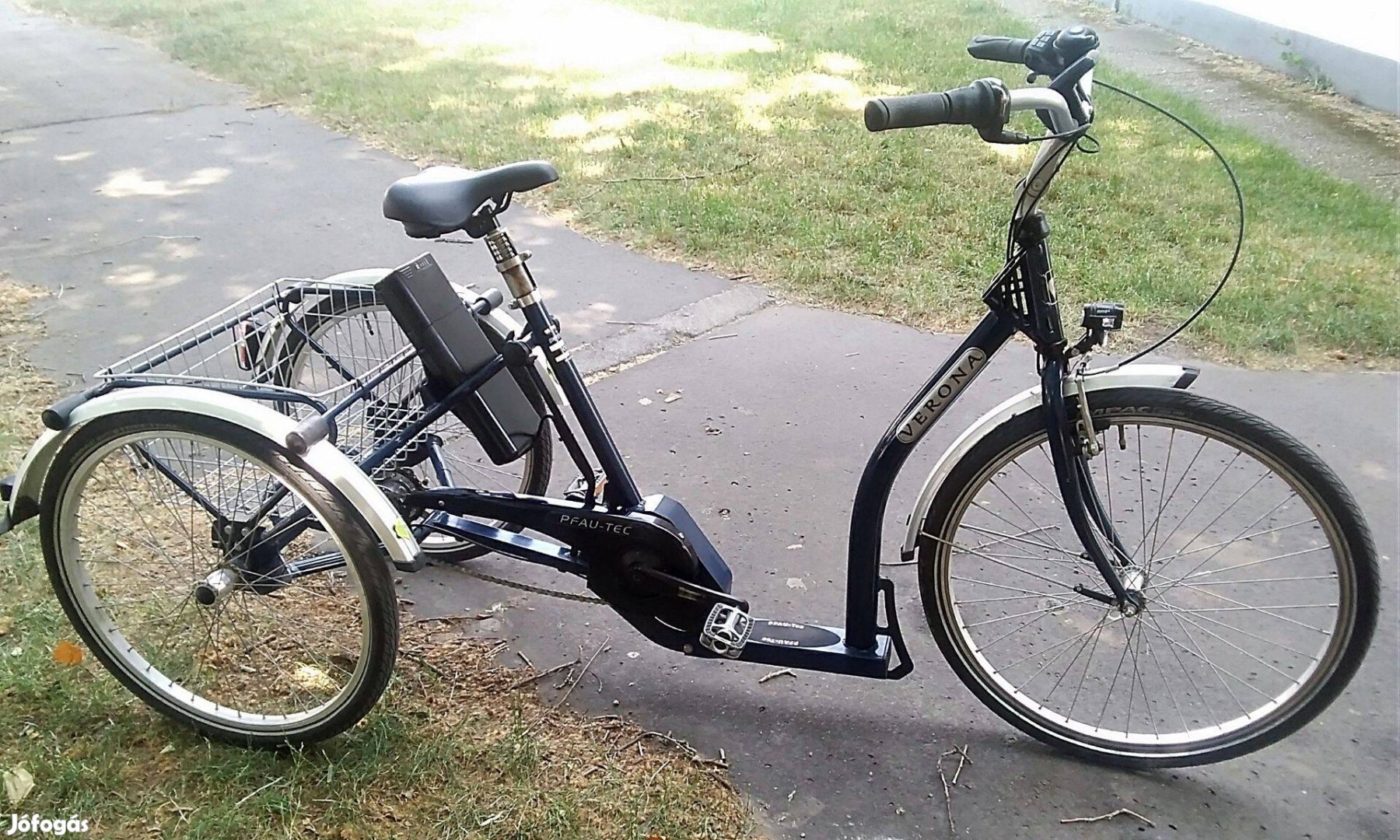 Verona középmotoros elektromos tricikli szinte új állapotban!
