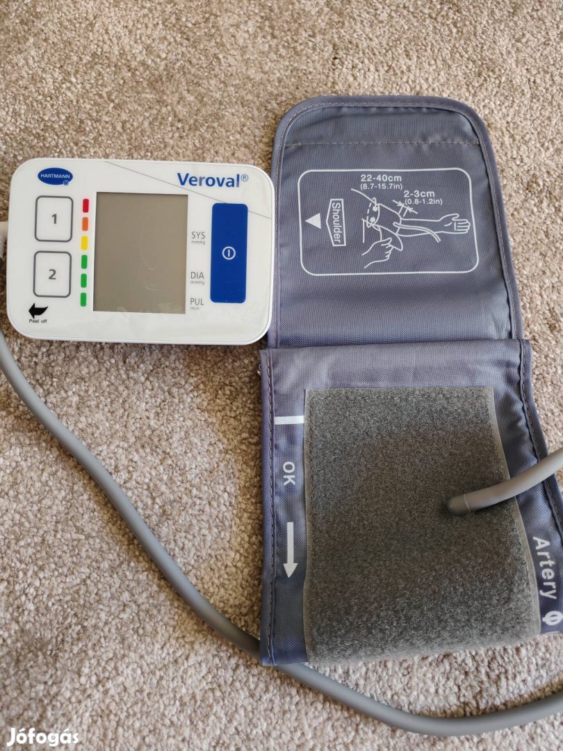 Verovál felkaros vényomásmérő
