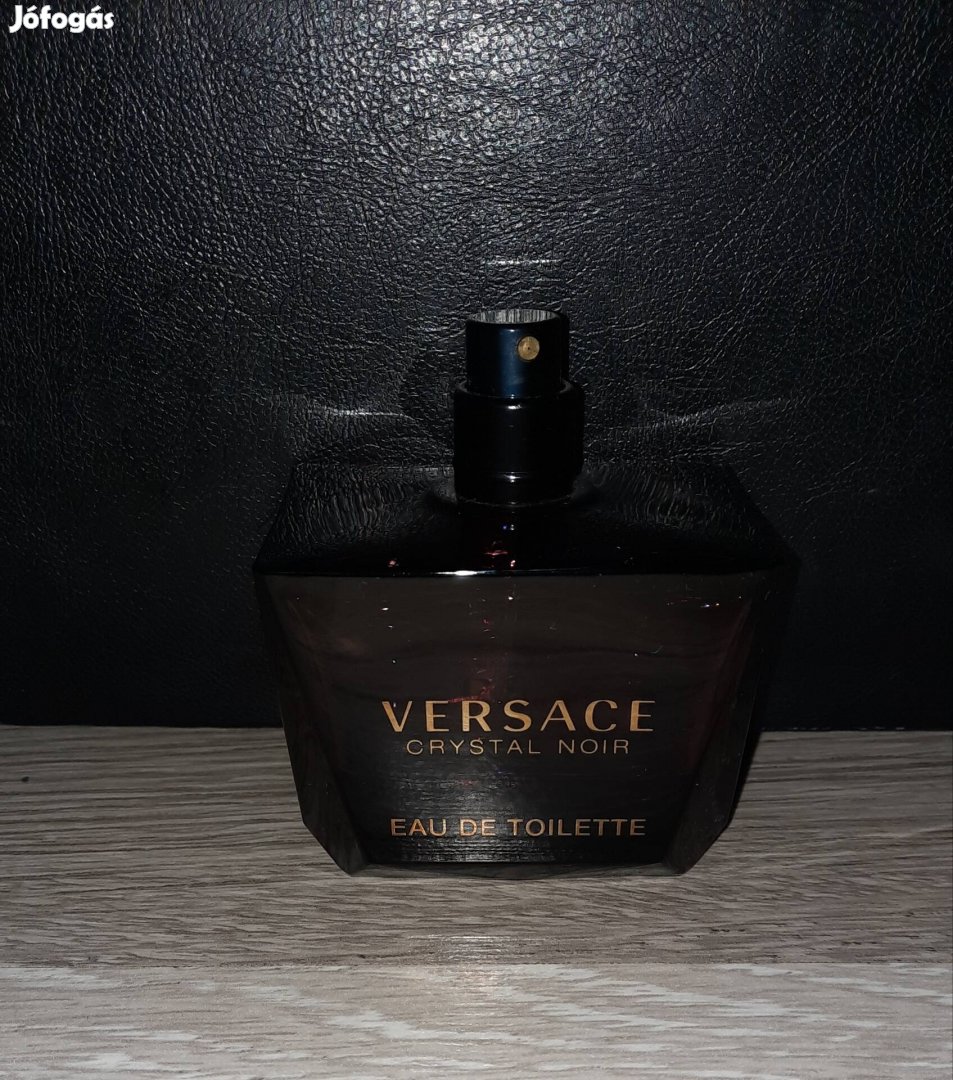 Versace Crystal Noir edt női illat