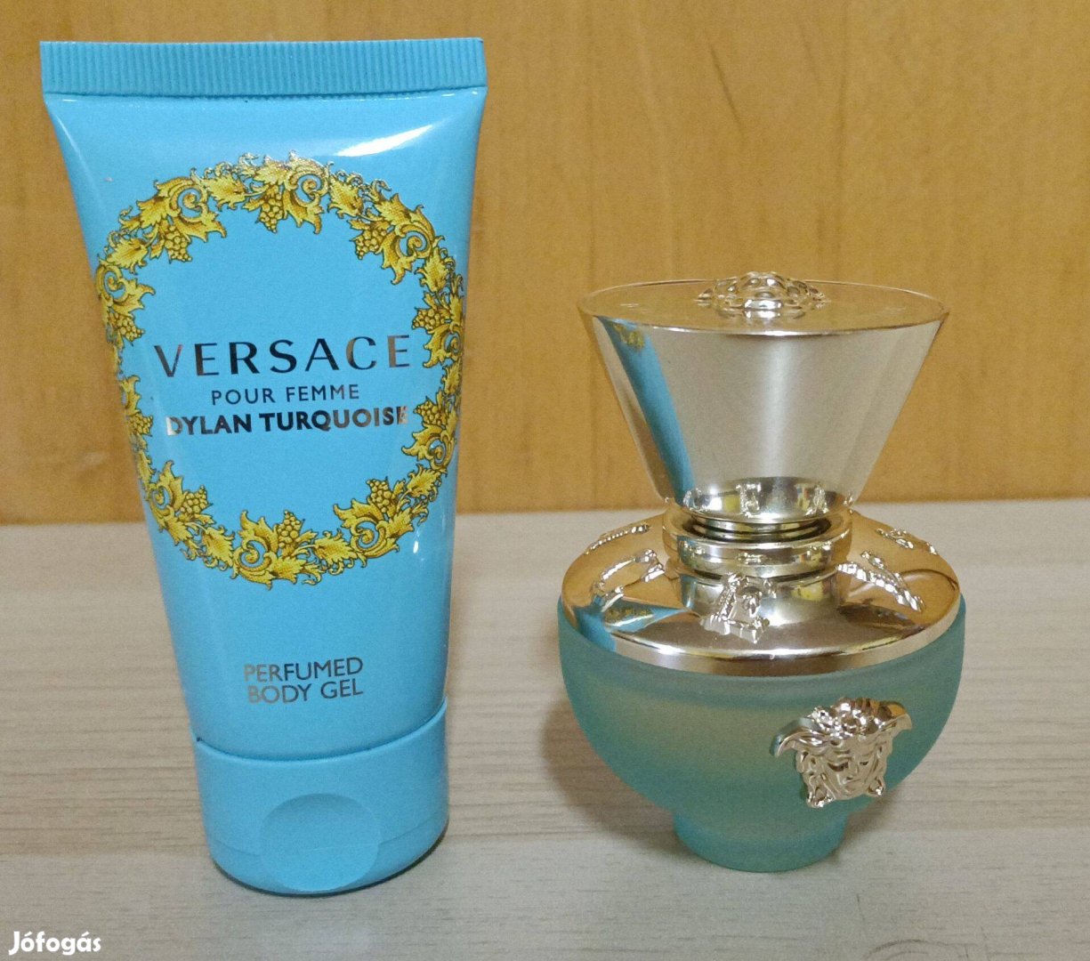 Versace Dylan Turquoise Pour Femme 30ml+50ml gél szett/ Italy