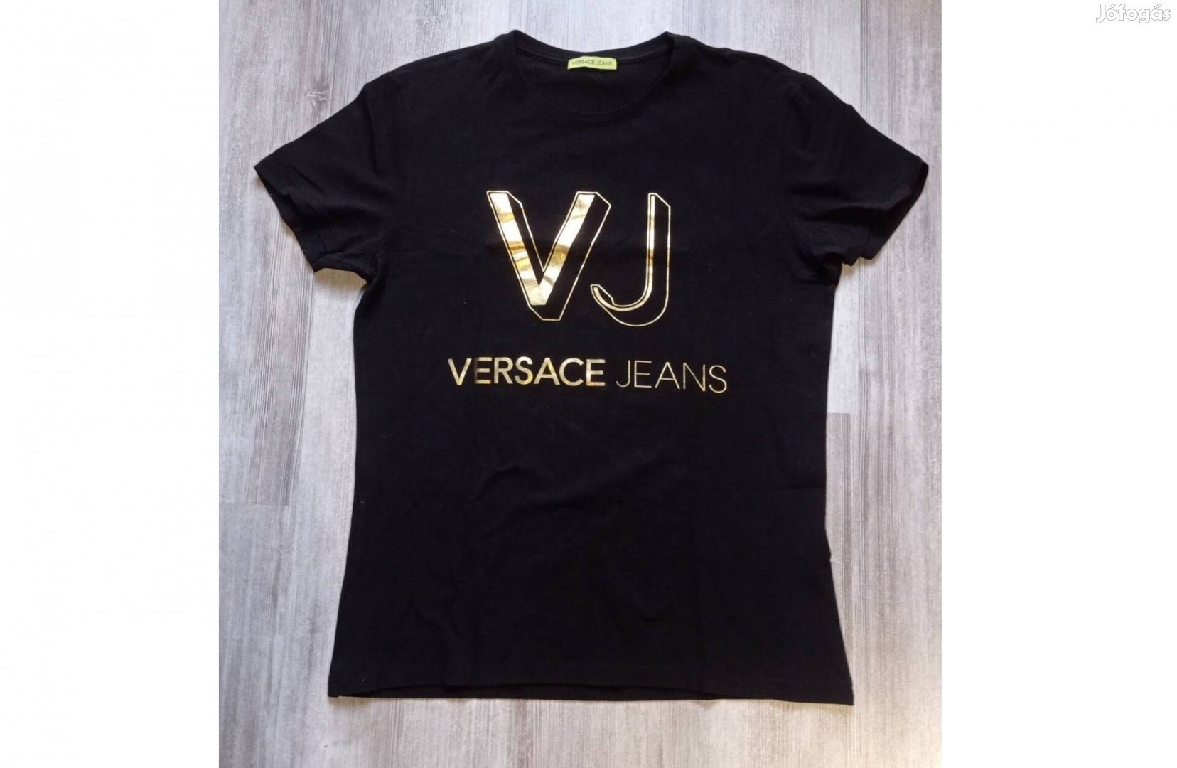 Versace garantáltan eredeti olasz designer férfi póló L
