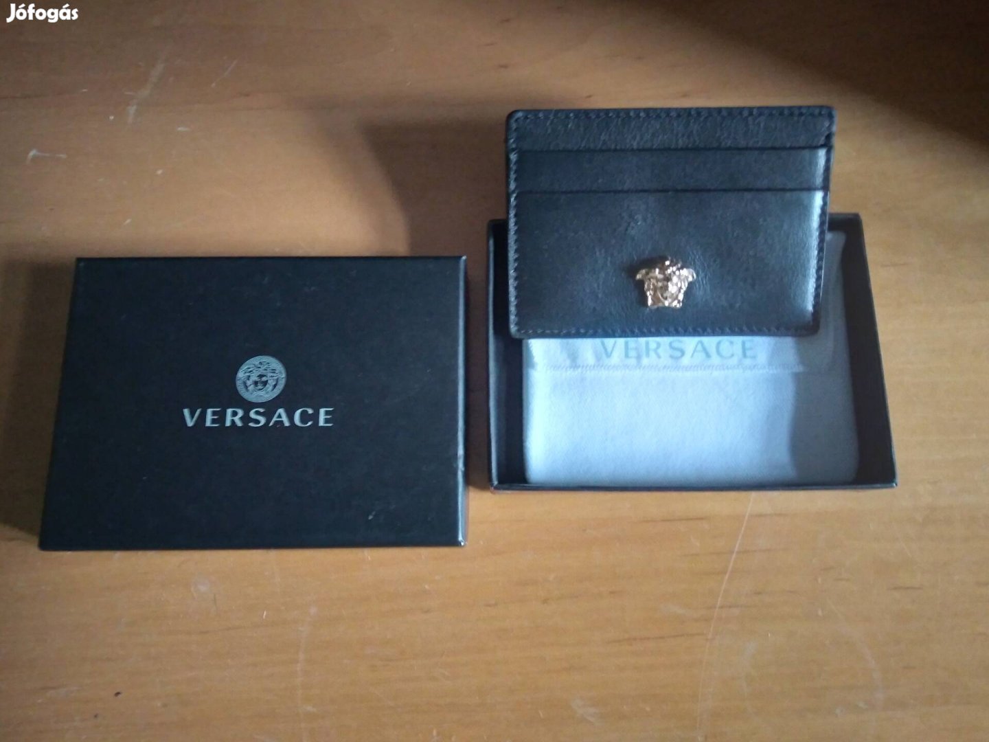 Versace kartya tarto