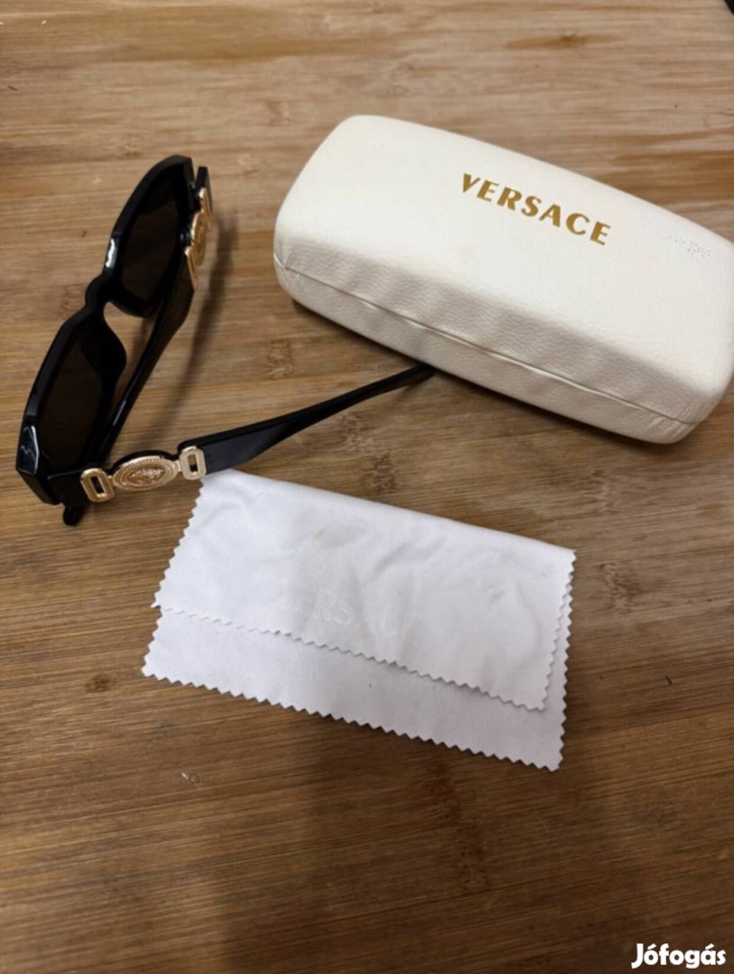 Versace napszemüveg 