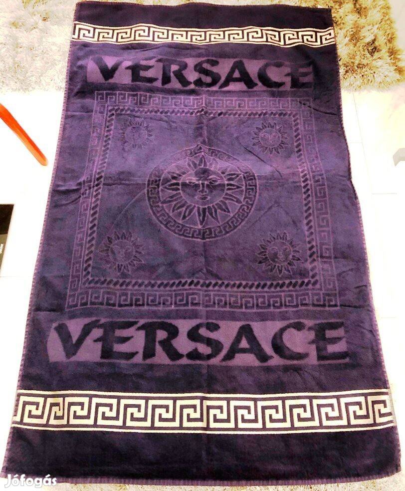 Versace sötétkék törölköző