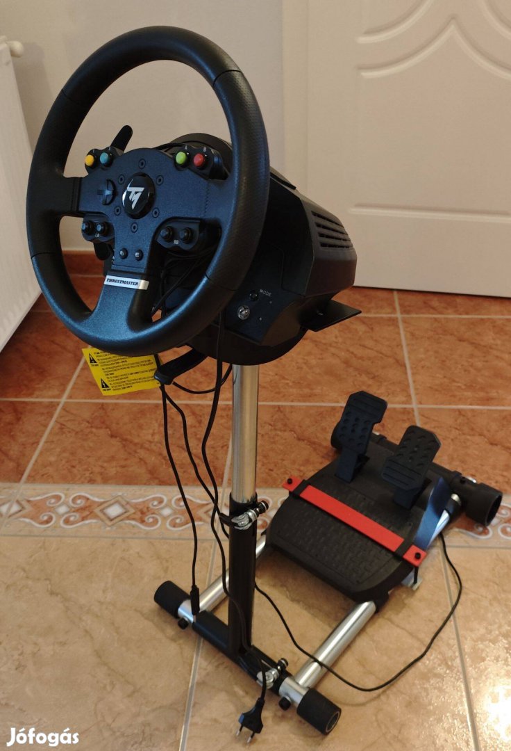 Versenykormány Thrustmaster TMX Force PC/Xbox One