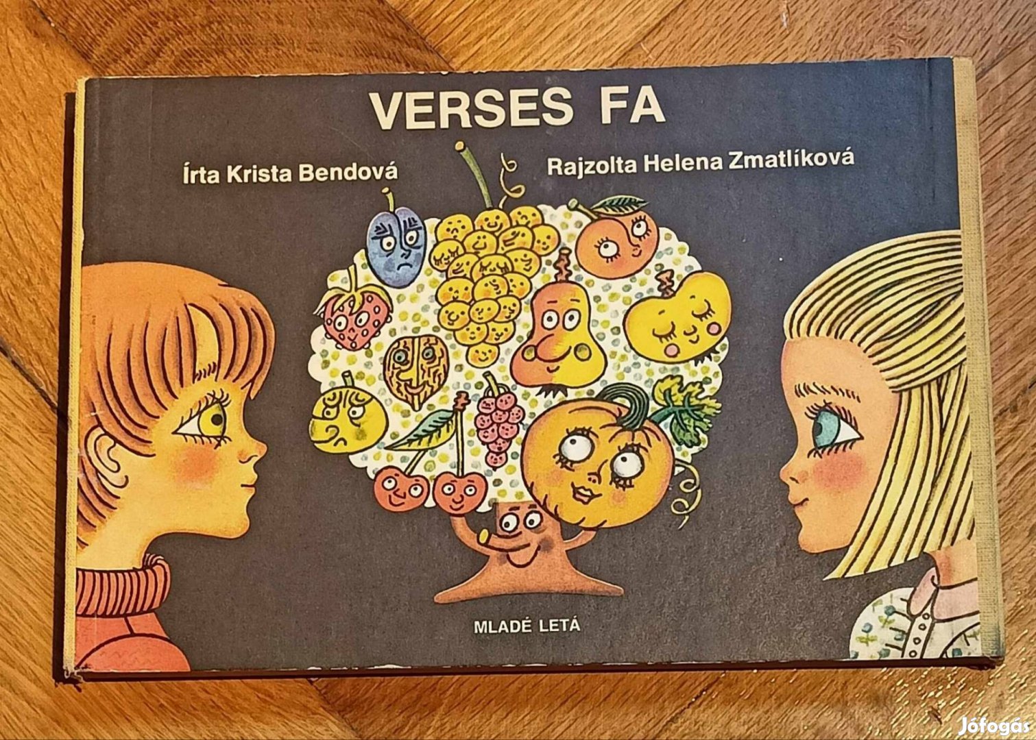 Verses Fa Krista Bendová leporelló könyv 1982 