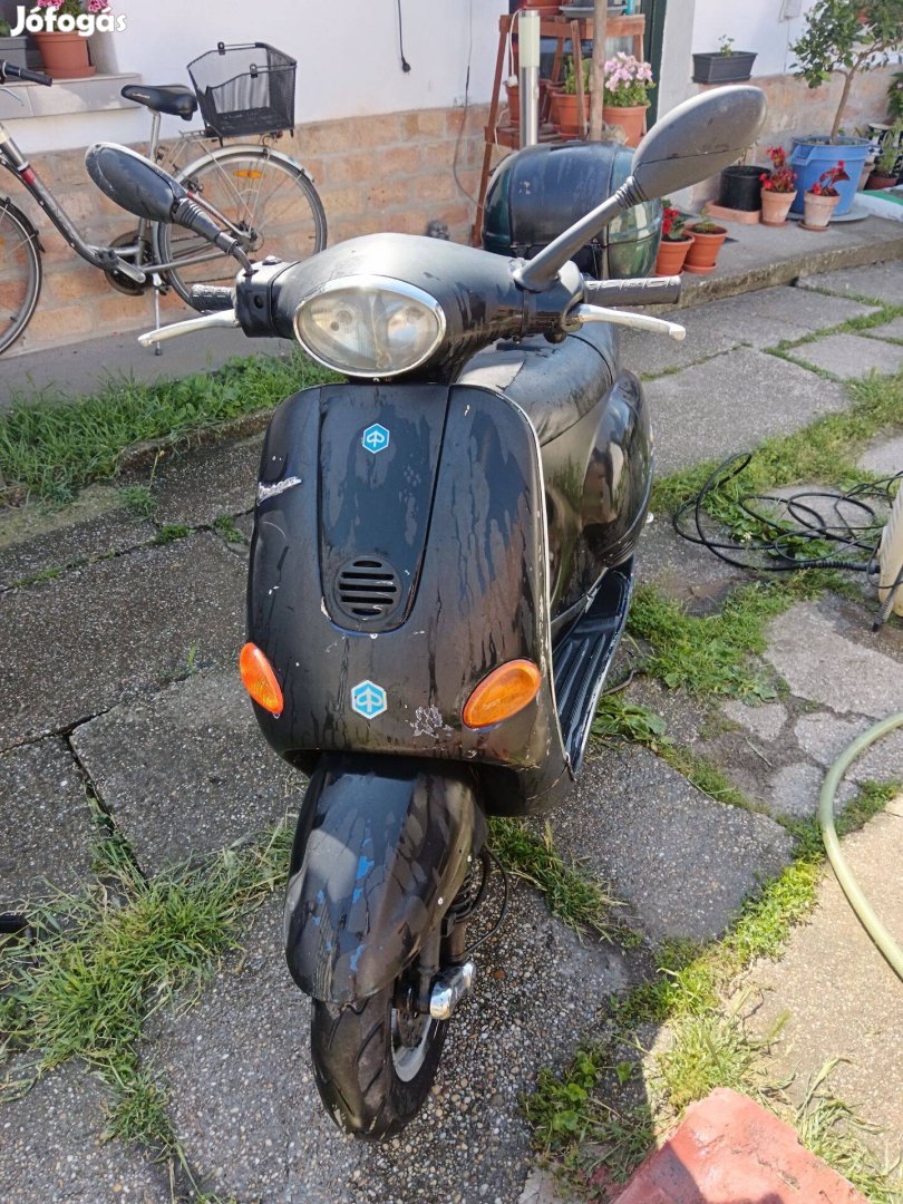Vespa ET4 125 -s eladó