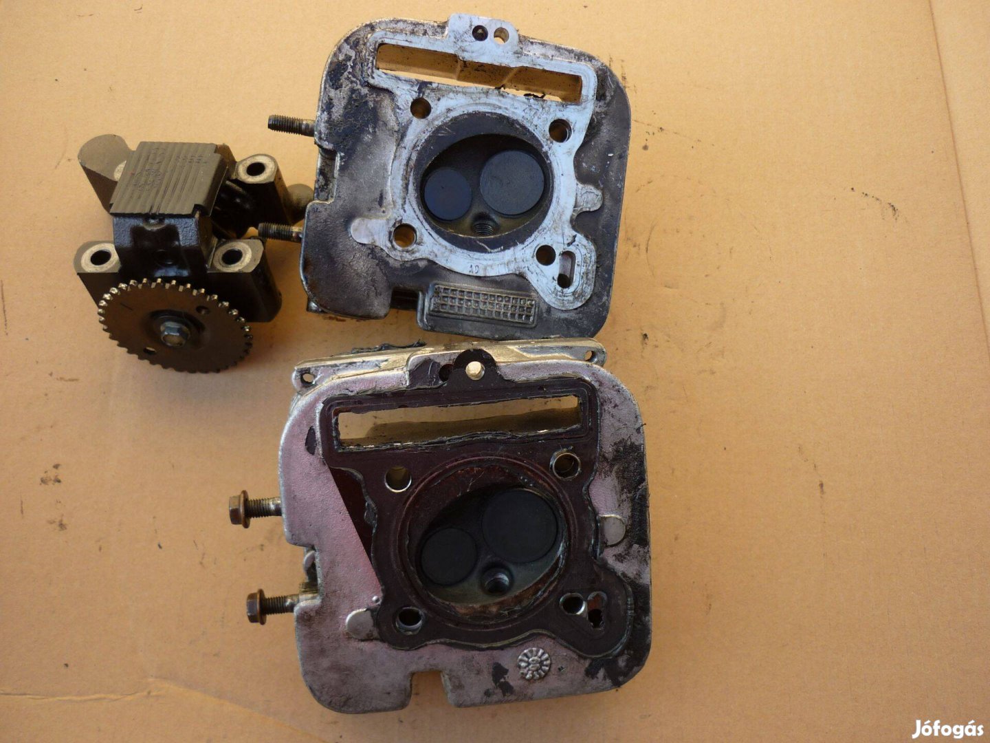 Vespa ET ET4 Piaggio Liberty 125 hengerfej és alkatrészei