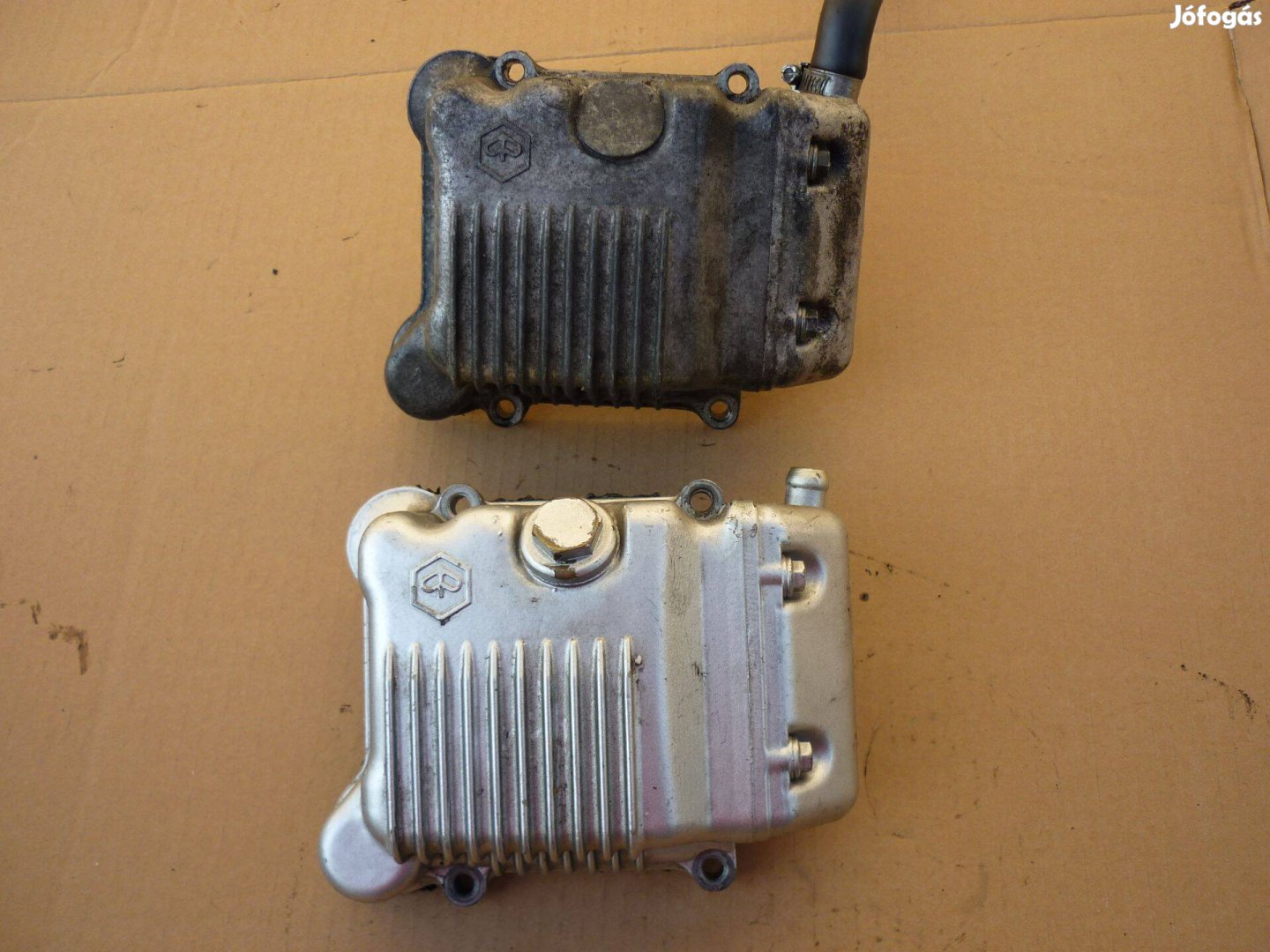 Vespa ET ET4 Piaggio Liberty szelepfedél régi blokk