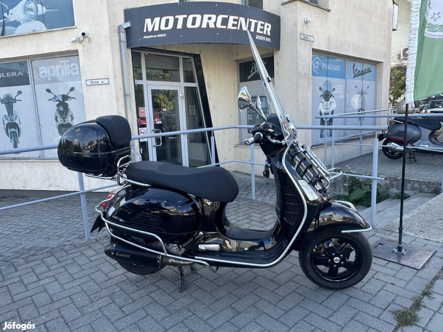 Vespa GTS 300 Supertech/Mo.-i/1.-tulaj/Akrapovi...