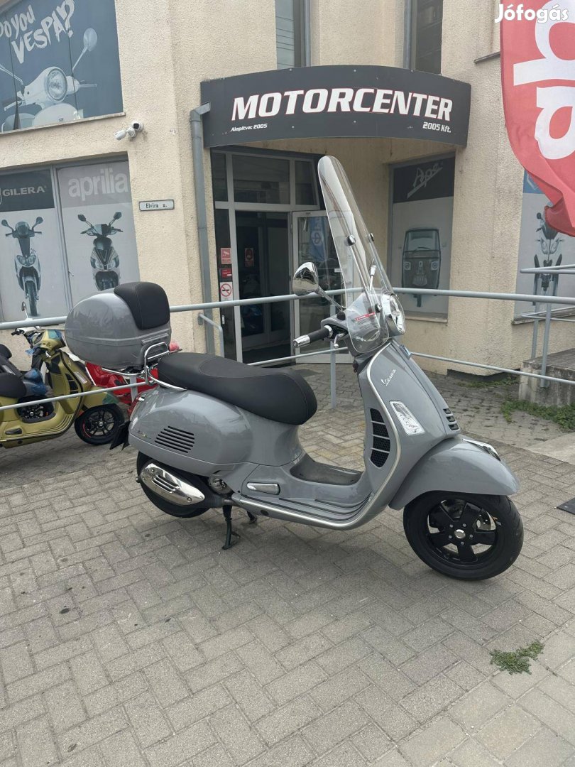 Vespa GTS 300/Supertech/Mo.-i/1-tulaj/Pexivel/D...