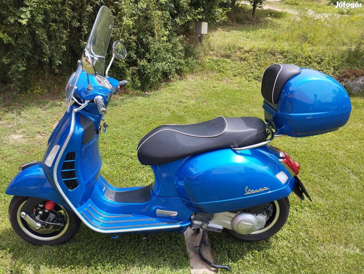 Vespa GTS 300 i.e. super eladó