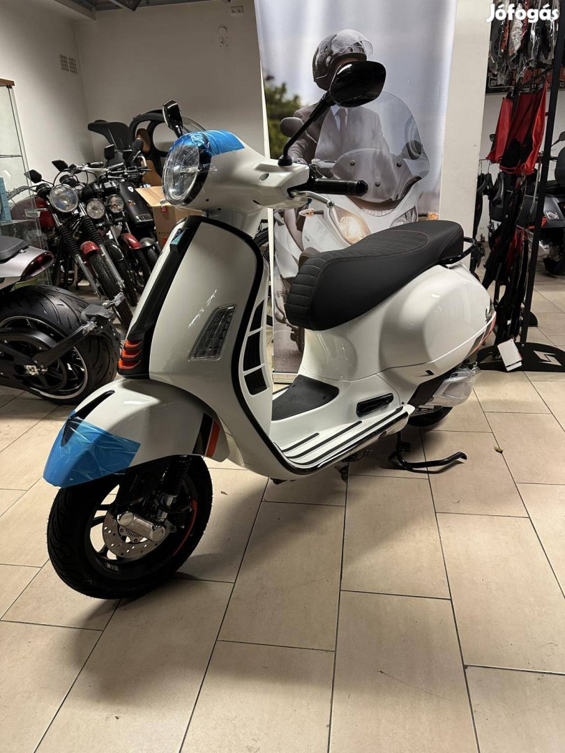 Vespa GTS 310 Új Modell! Fehér színben készlete...