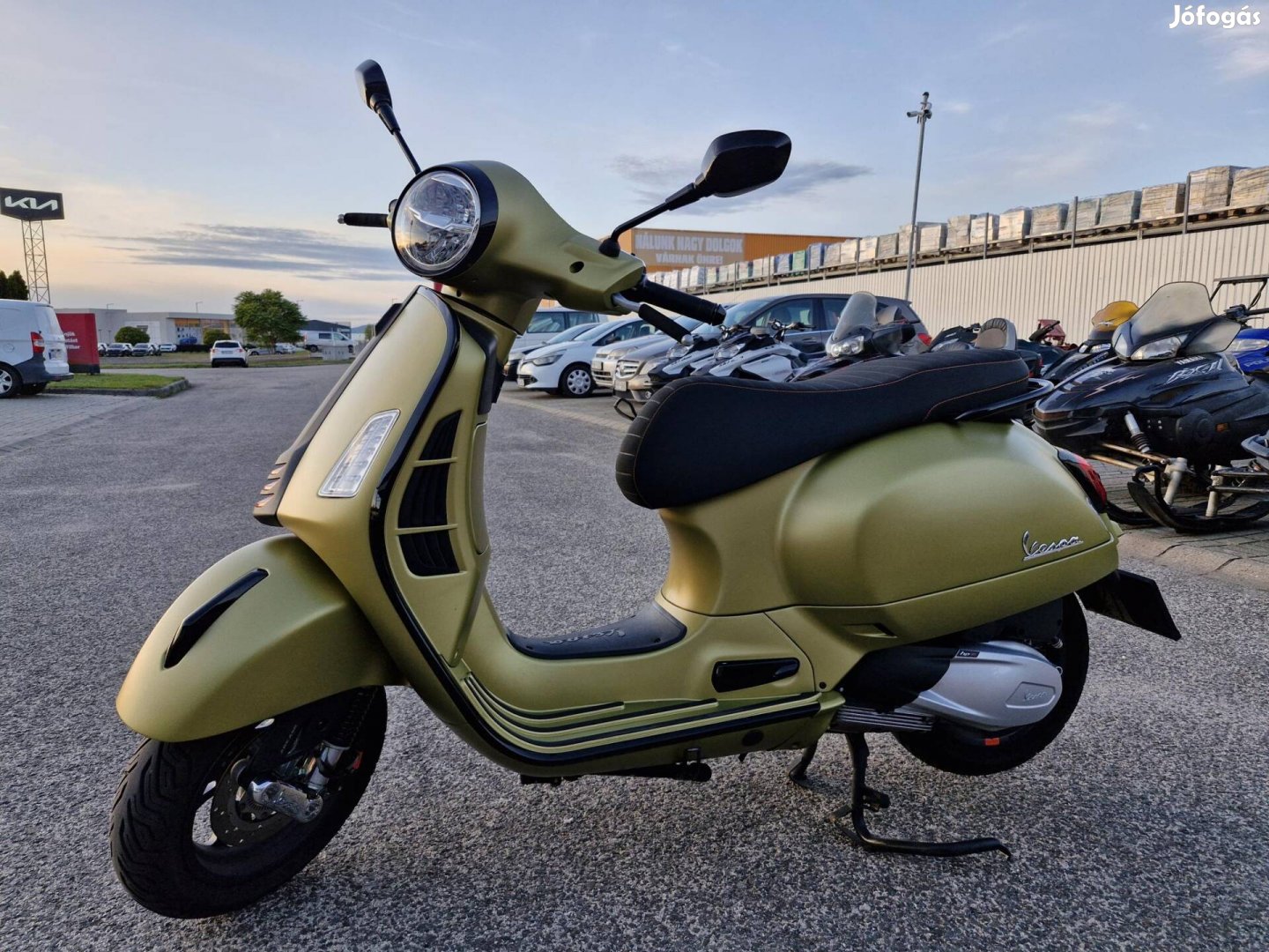 Vespa GTS S300 12 Hónap Garancia ABS