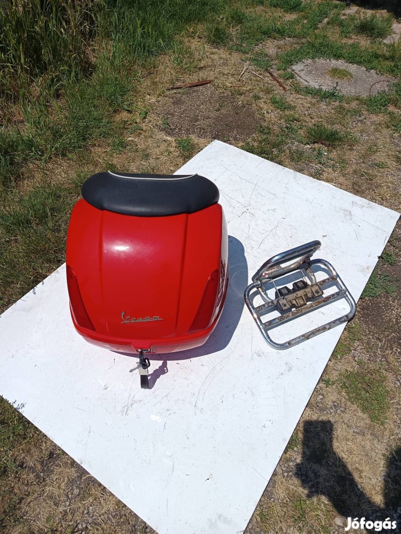 Vespa GTS sisaktartó doboz konzollal együtt eladó