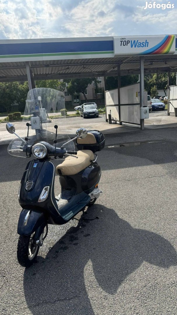 Vespa LX50 jó állapotú (2013)